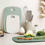 Thớt nhựa, loại mỏng, dùng trong nhà bếp. KT: 33x34cm +_10% - Ảnh 6