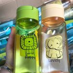 Bình nước kể chuyện hoạt hình dễ thương cho bé Tmark (Kiện 192 cái)