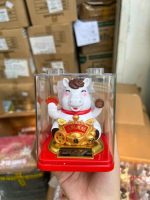 Ngựa thần tài vẩy tay cầm quạt hộp nhựa (Kiện 24 con) - Ảnh 2