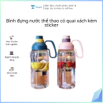 Bình đựng nước thể thao có quai xách kèm sticker (Kiện 50 cái)