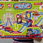 Hộp ô tô đường ray với nhiều phụ kiện, khúc cua gấp và nhiều độ cao Tmark