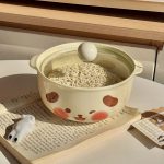 Thố sứ họa tiết gấu vàng có nắp (Kiện 40 cái)