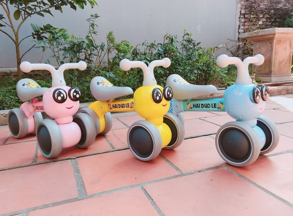 đồ chơi thông minh cho bé 1-3 tuổi