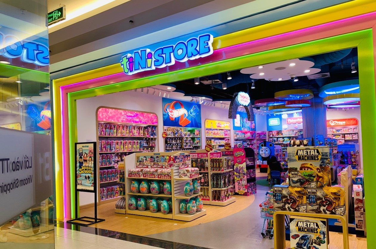 mua đồ chơi cho bé ở sài gòn